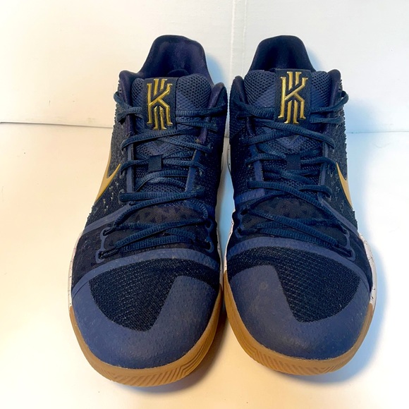 Kyrie 3 size 12 Obsidian/Metallic Gold Summit White - Picture 4 of 12